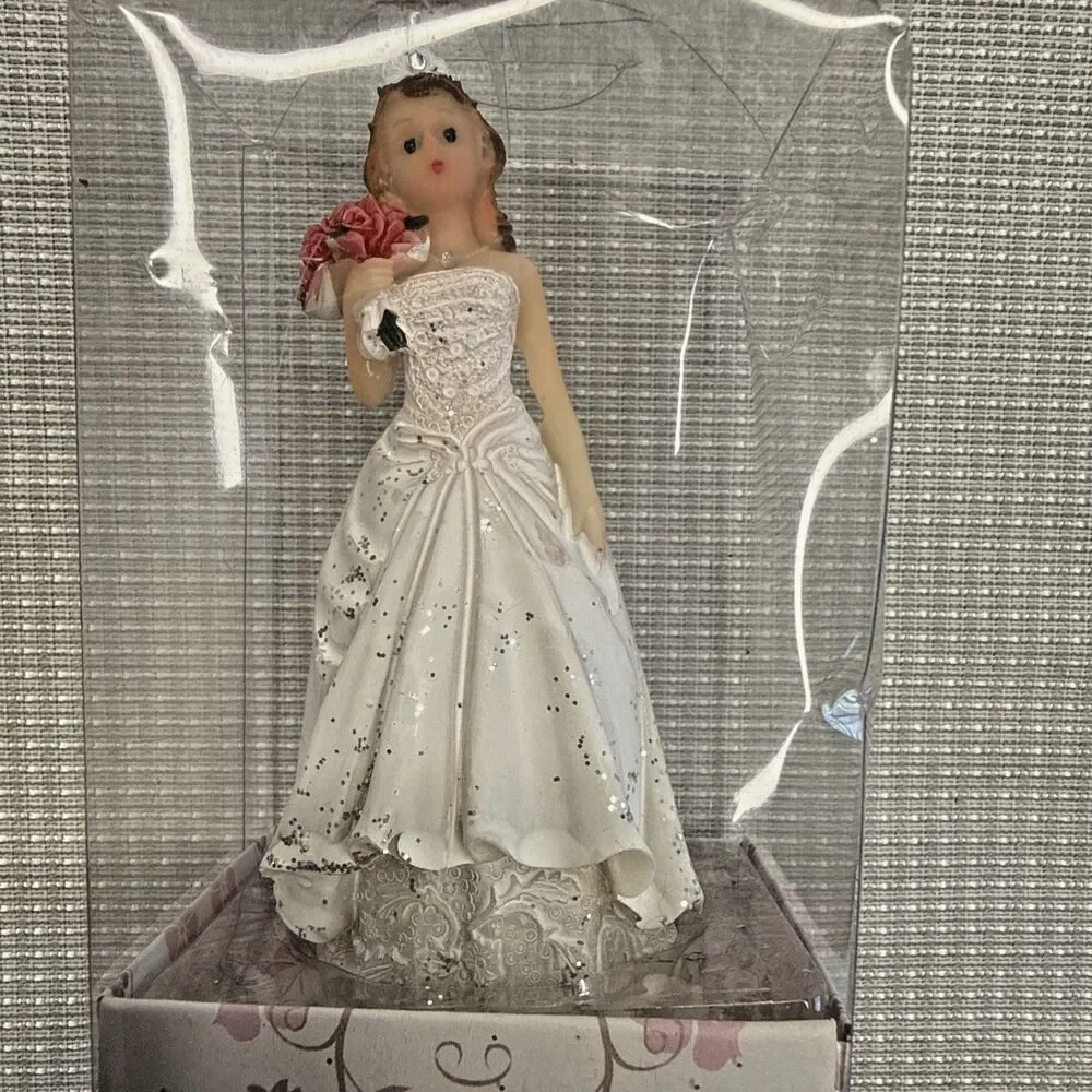 Lot of 20 Keepsake Wedding Cake Cupcake Toppers Poly Resin Mega Favors - NIB